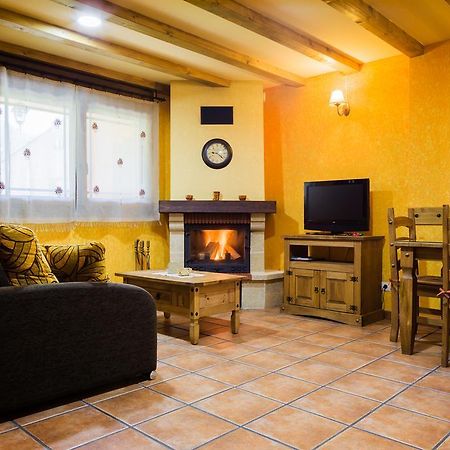 Apartamentos Rurales L'Abiseu Caboalles de Abajo Eksteriør bilde