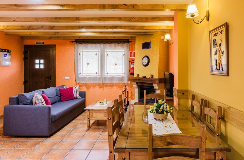 Apartamentos Rurales L'Abiseu Caboalles de Abajo Eksteriør bilde
