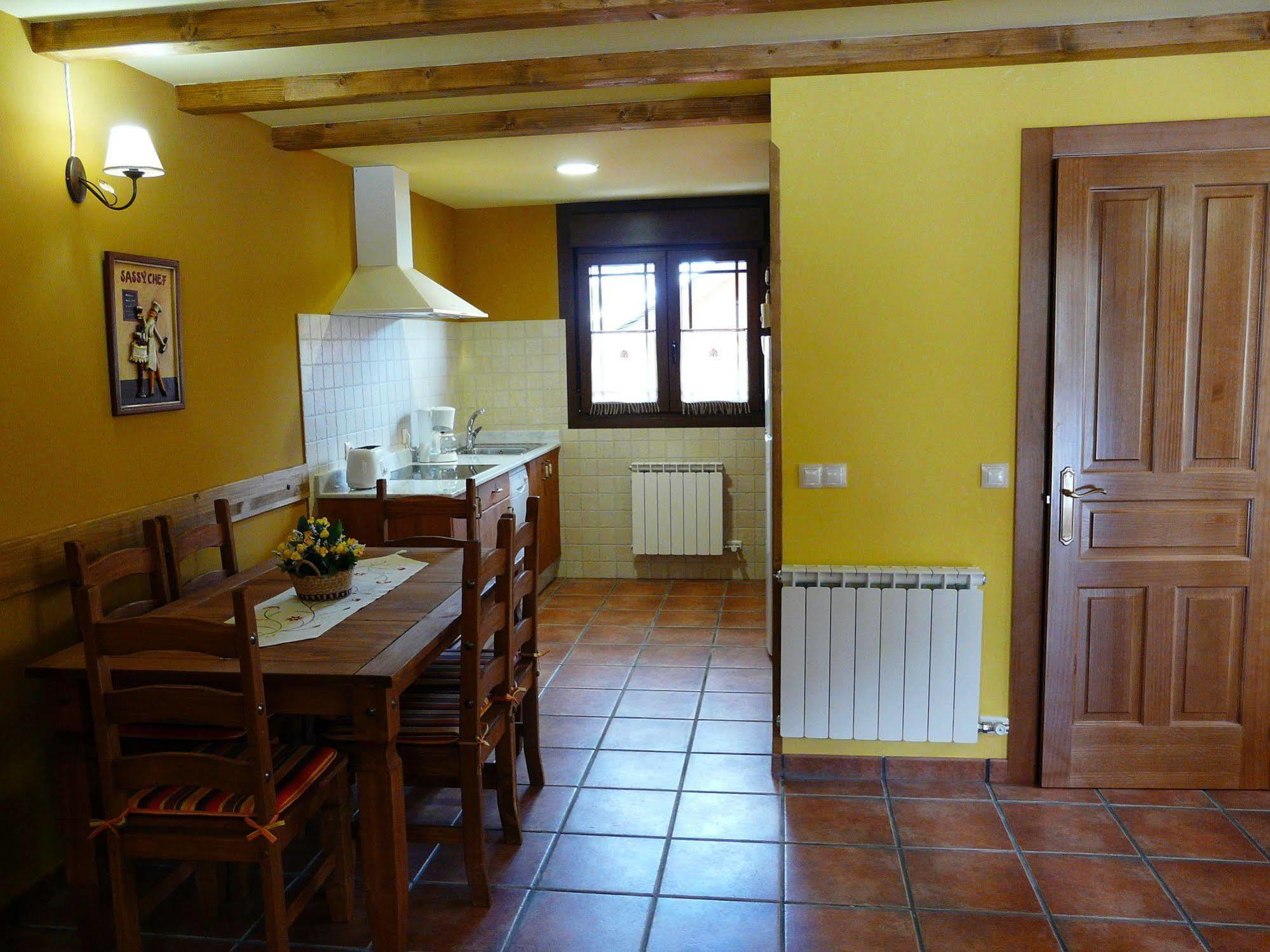 Apartamentos Rurales L'Abiseu Caboalles de Abajo Eksteriør bilde
